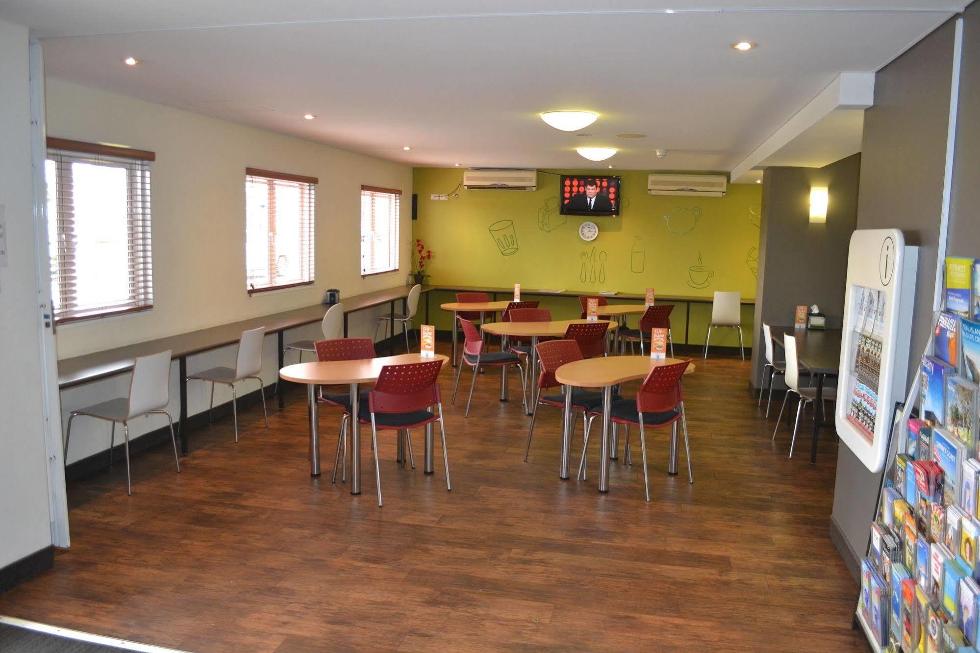 Ibis Budget Perth Airport Exterior foto